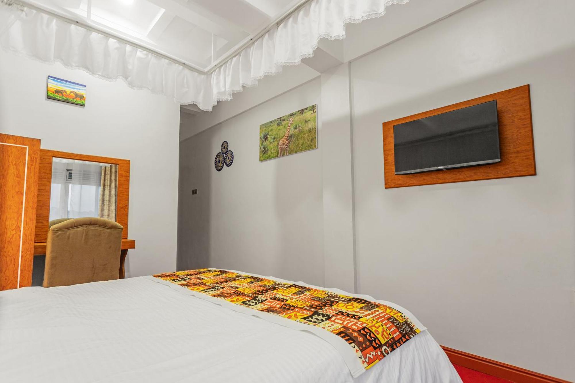 Hotel Ambrosia Heights Entebbe Exterior foto